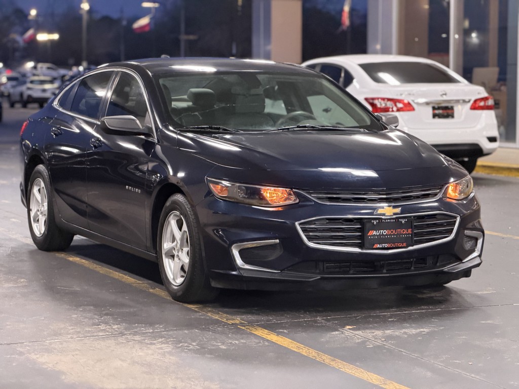 2016 Chevrolet Malibu Image 3