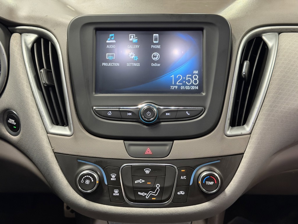 2016 Chevrolet Malibu Image 16