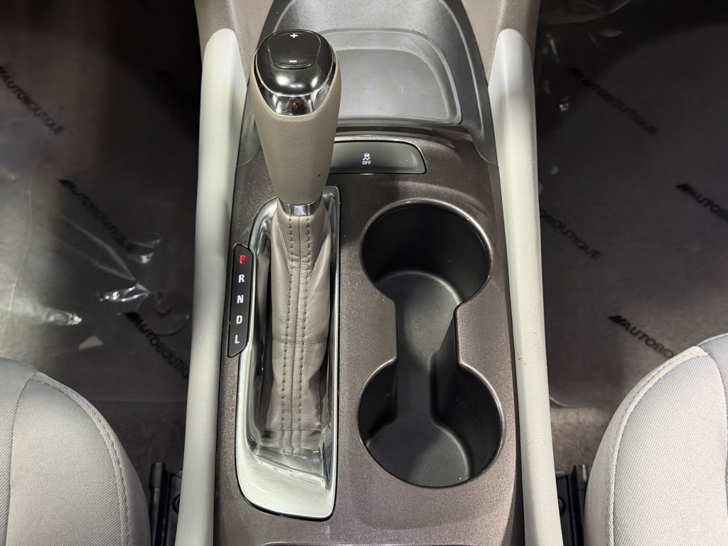 2016 Chevrolet Malibu Image 18