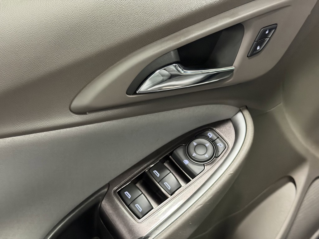 2016 Chevrolet Malibu Image 19