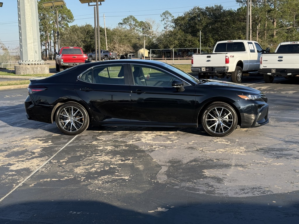 2024 Toyota Camry Image 11