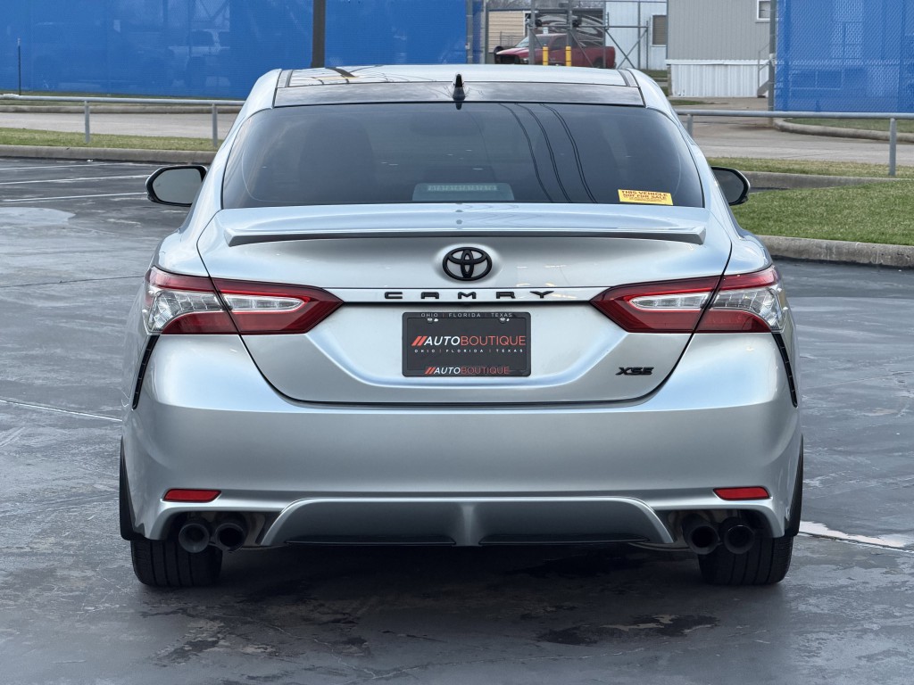 2019 Toyota Camry Image 7