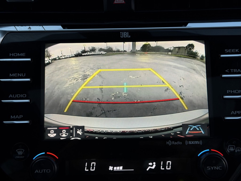 2019 Toyota Camry Image 20