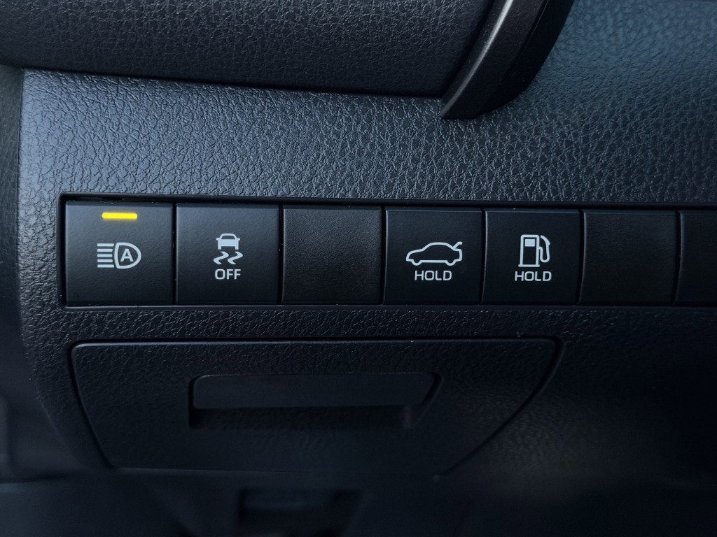 2019 Toyota Camry Image 22