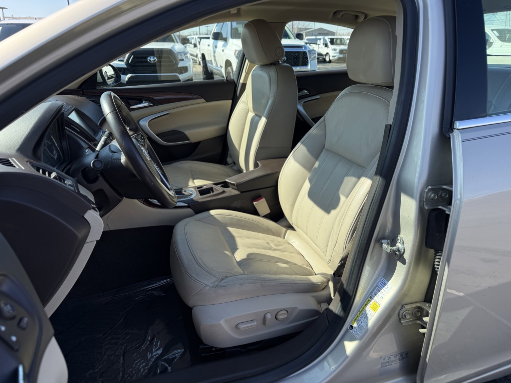 2016 Buick Regal Image 25