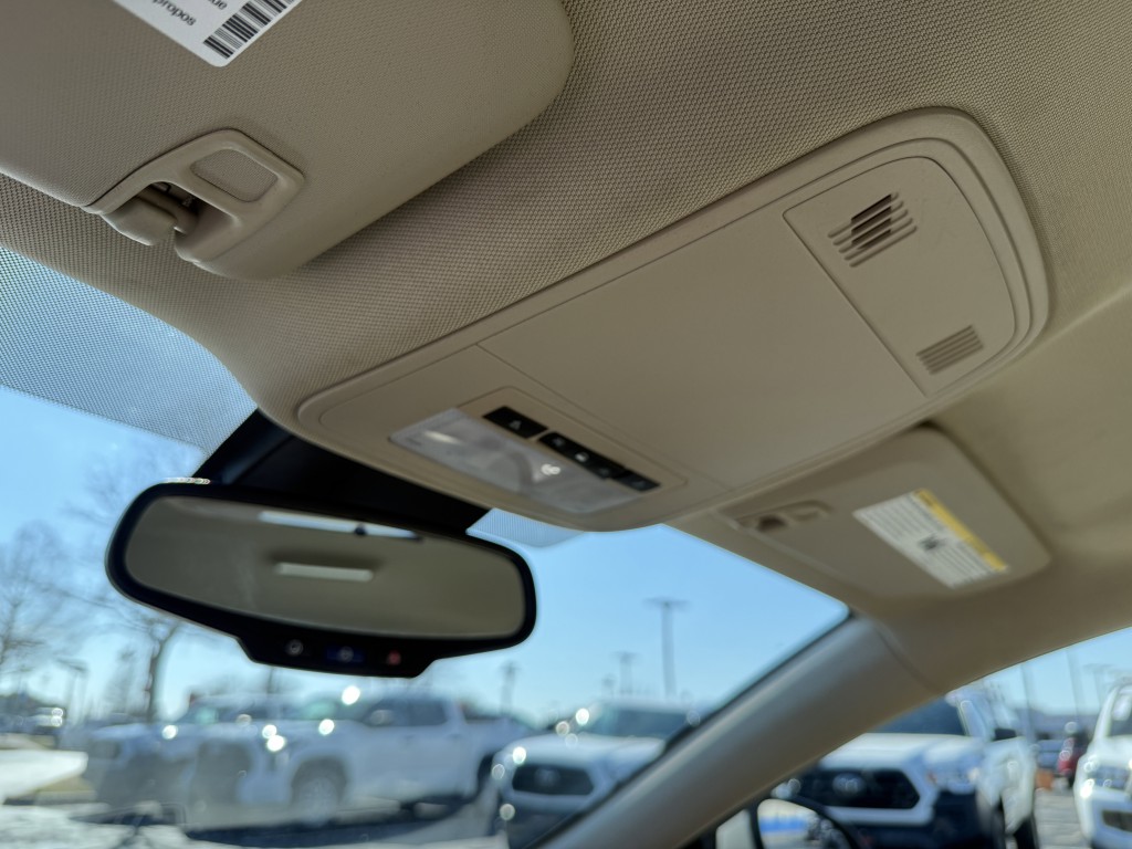 2016 Buick Regal Image 28