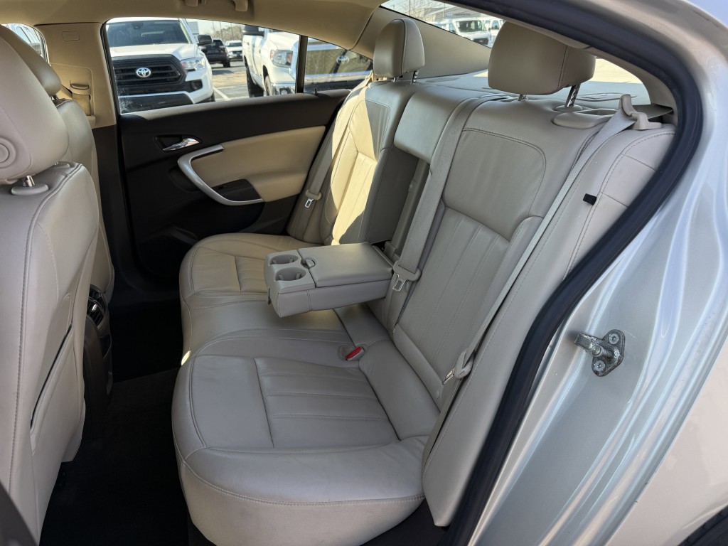 2016 Buick Regal Image 30