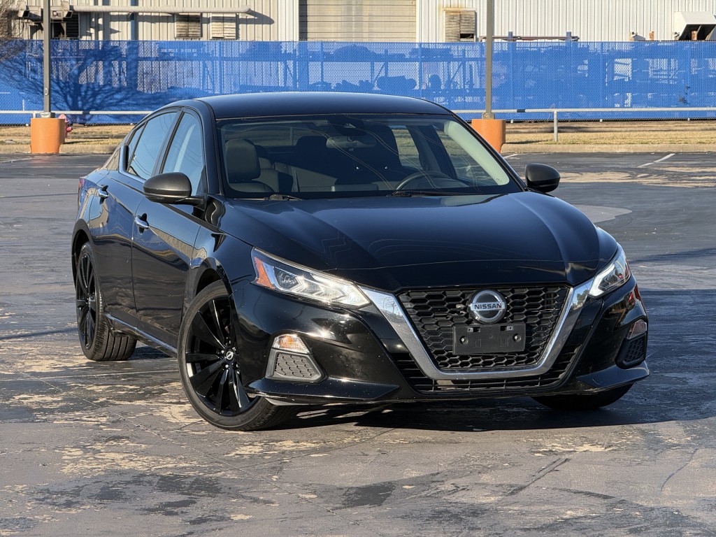 2021 Nissan Altima Image 5