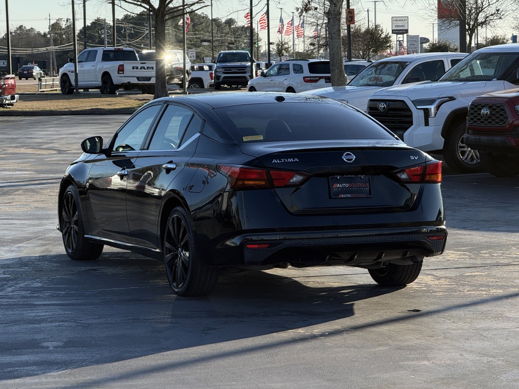 2021 Nissan Altima Image 11