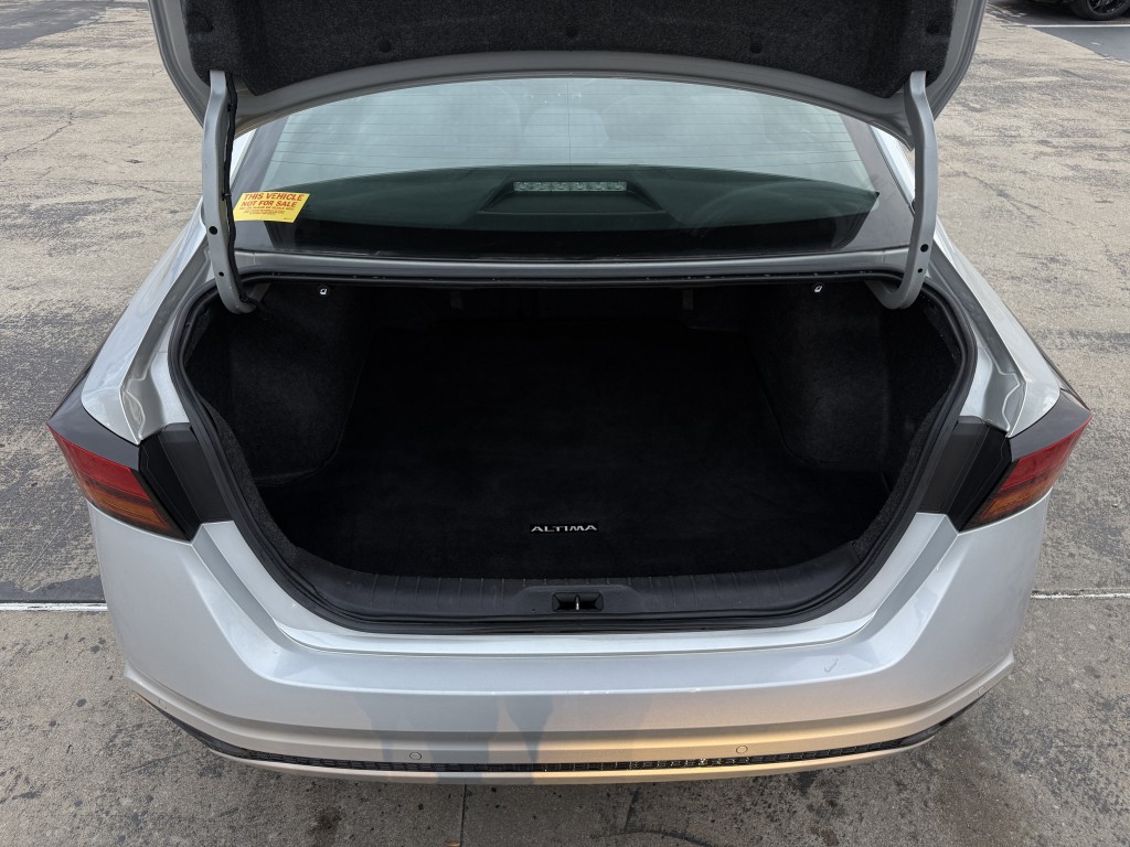 2023 Nissan Altima Image 29