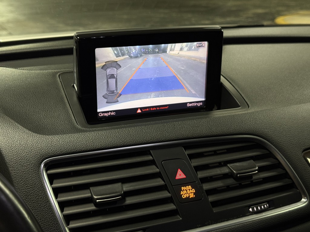 2015 Audi Q3 Image 20