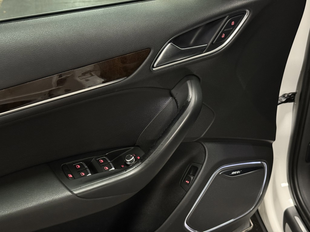 2015 Audi Q3 Image 22