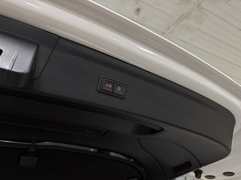 2015 Audi Q3 Image 33