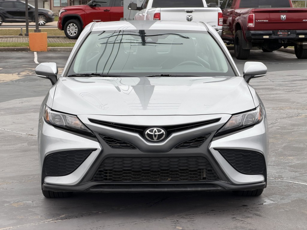 2022 Toyota Camry Image 7