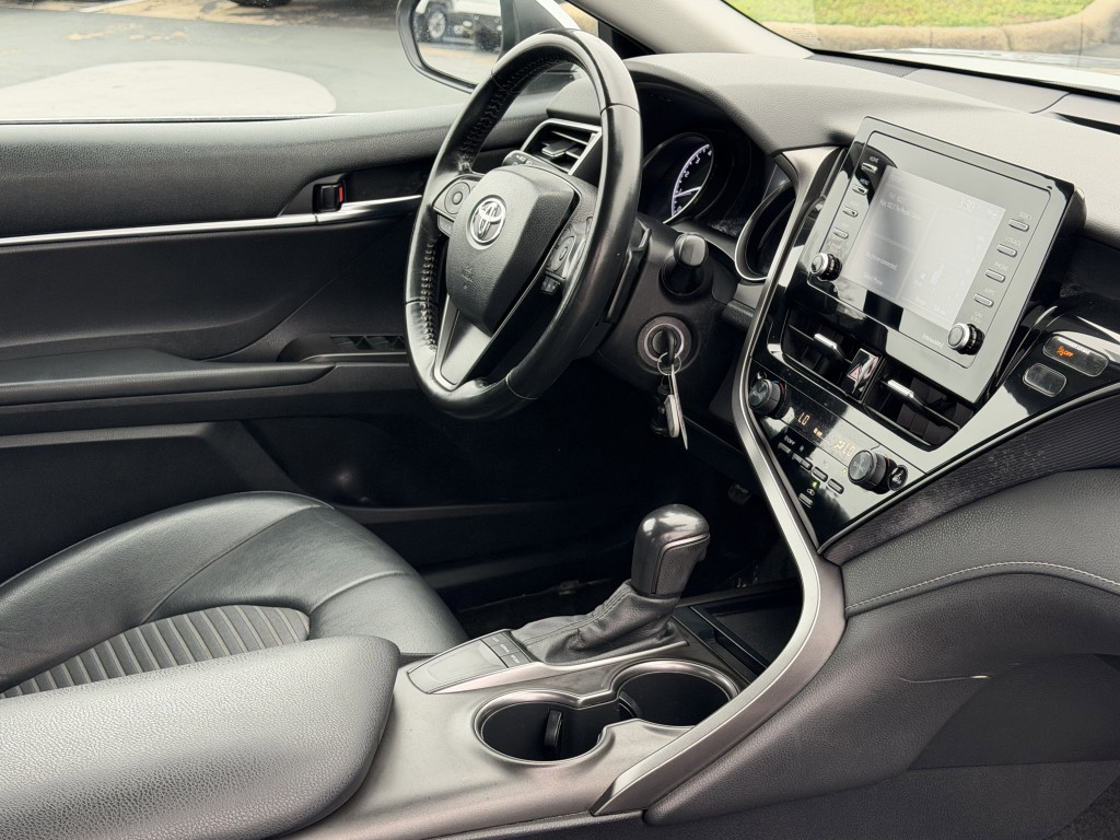 2022 Toyota Camry Image 12