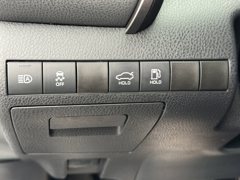 2022 Toyota Camry Image 21