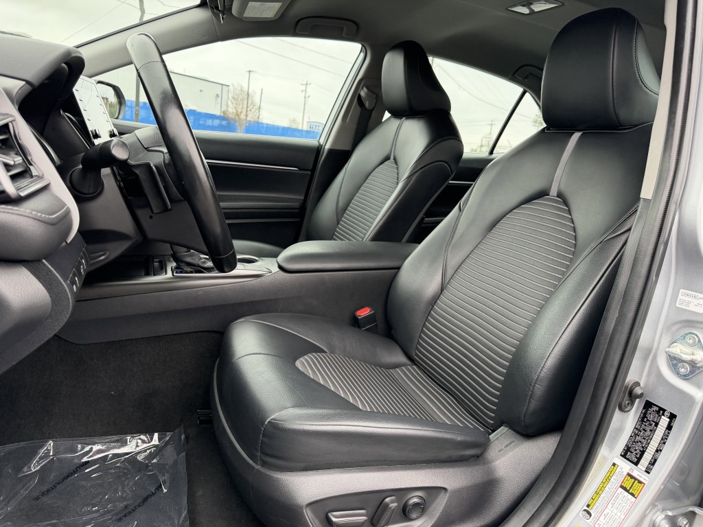2022 Toyota Camry Image 23