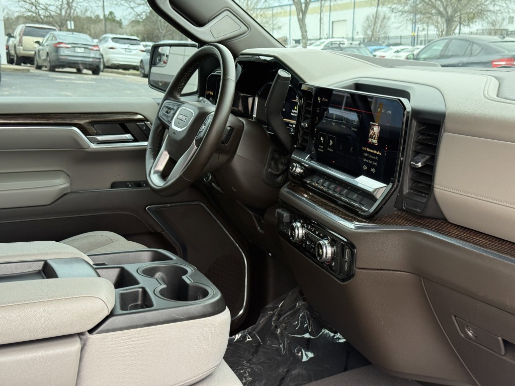 2024 GMC Sierra 1500 Image 14