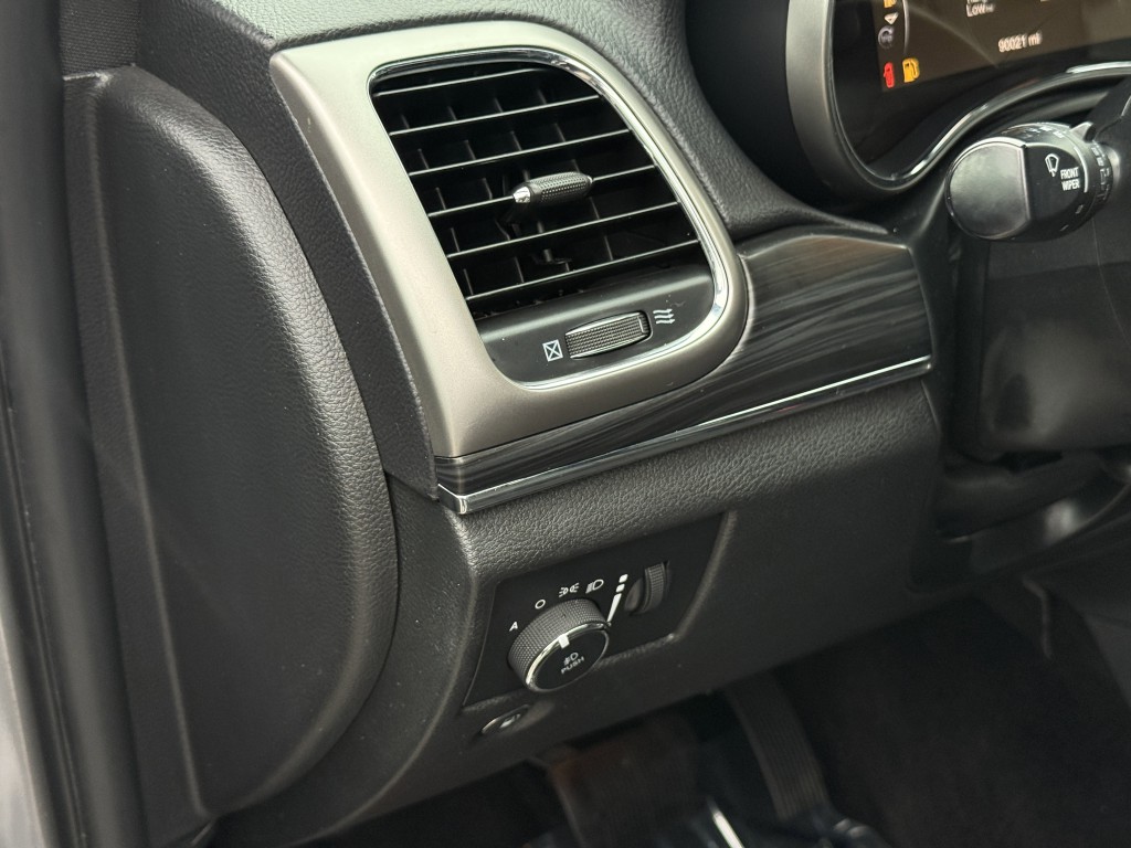 2019 Jeep Grand Cherokee Image 25