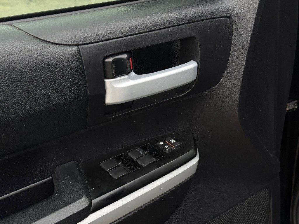 2021 Toyota Tundra Image 25