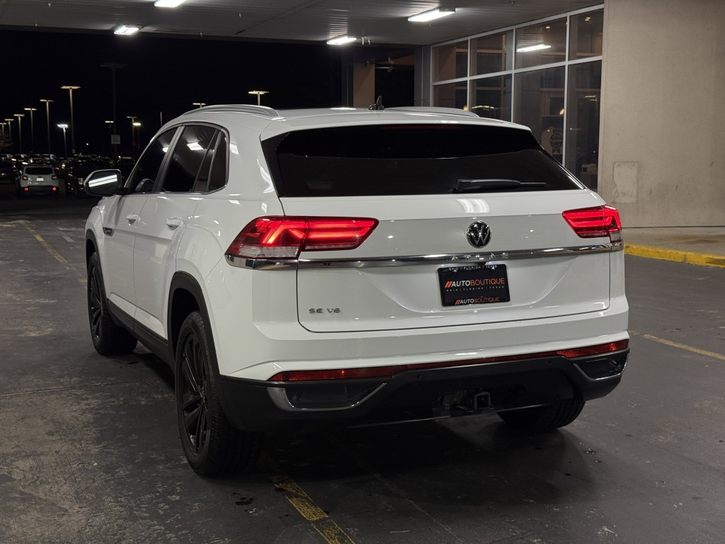 2022 Volkswagen Atlas Cross Sport Image 10