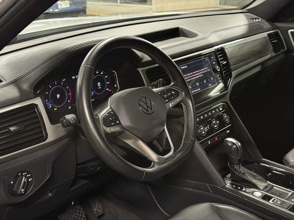 2022 Volkswagen Atlas Cross Sport Image 12