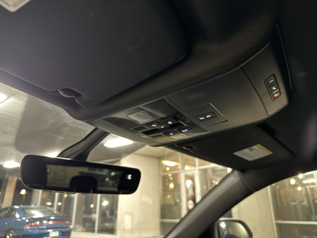 2022 Volkswagen Atlas Cross Sport Image 26