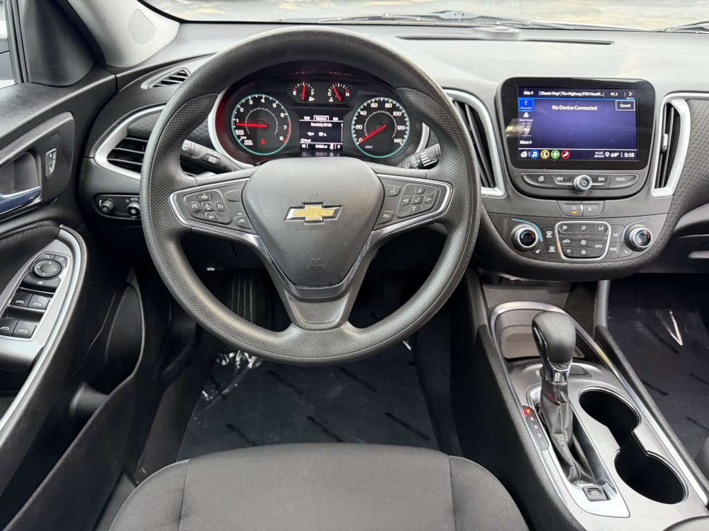 2023 Chevrolet Malibu Image 12
