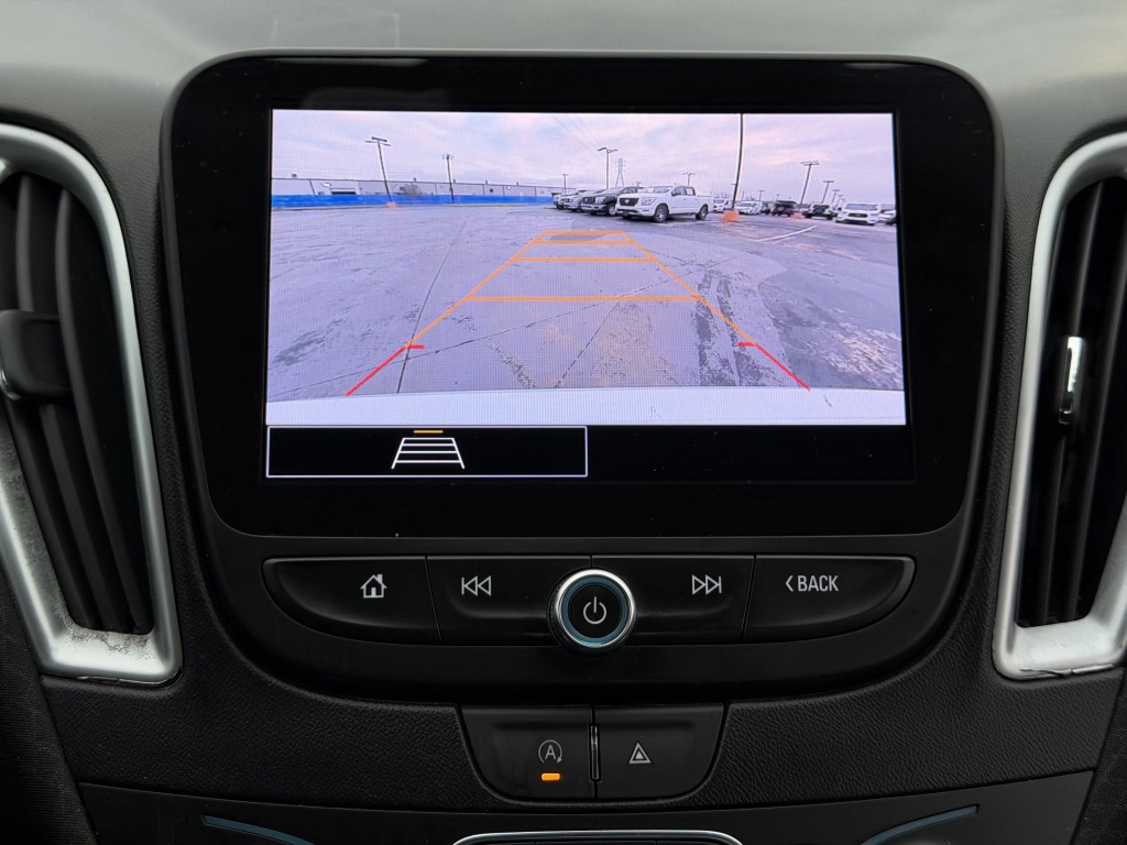 2023 Chevrolet Malibu Image 18