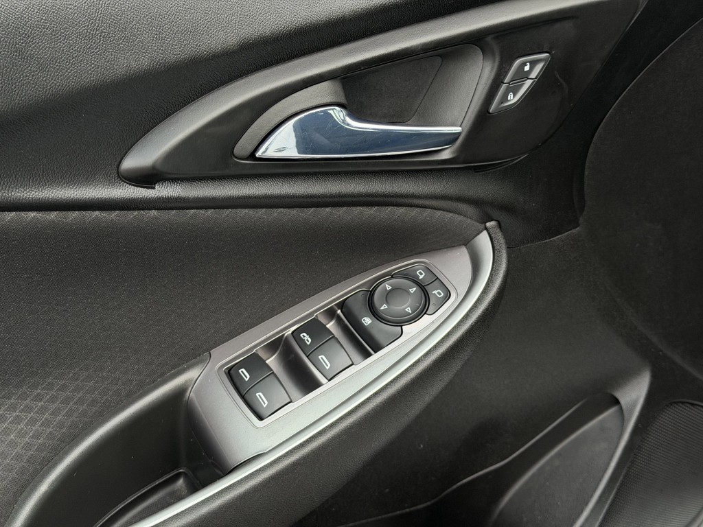 2023 Chevrolet Malibu Image 20