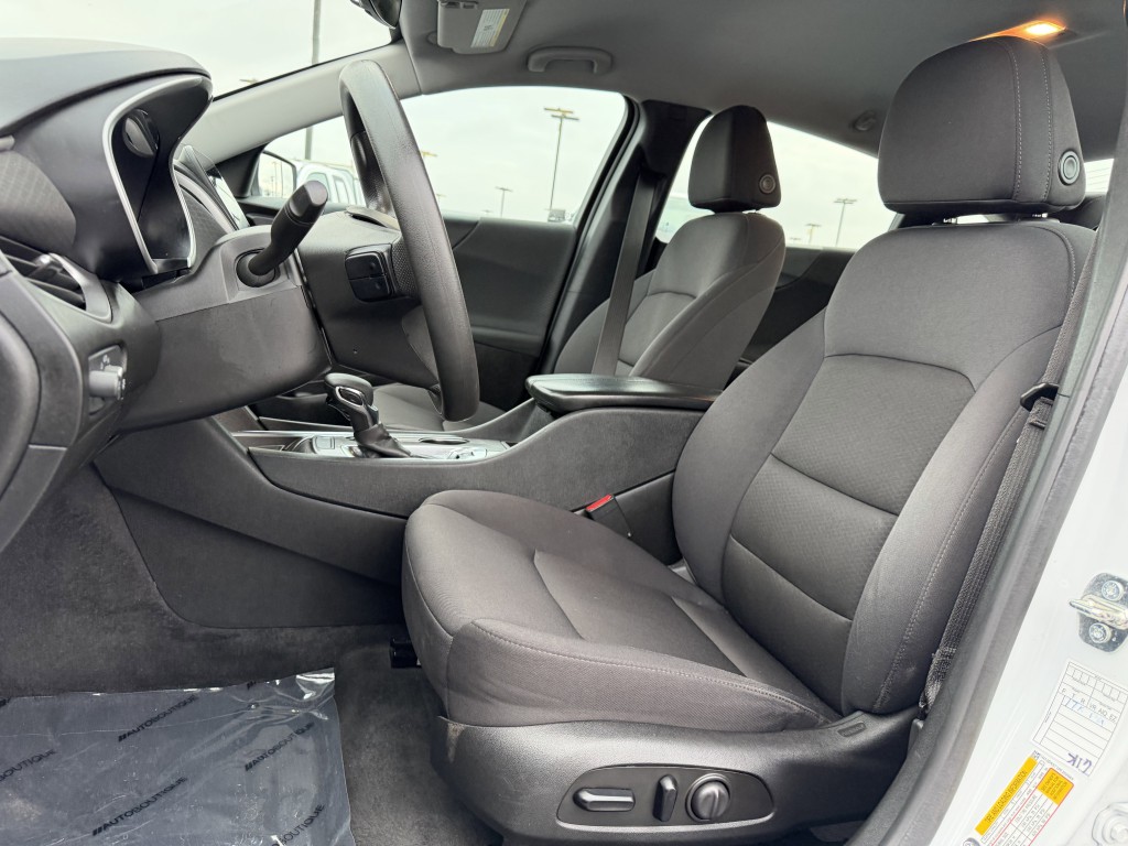 2023 Chevrolet Malibu Image 21