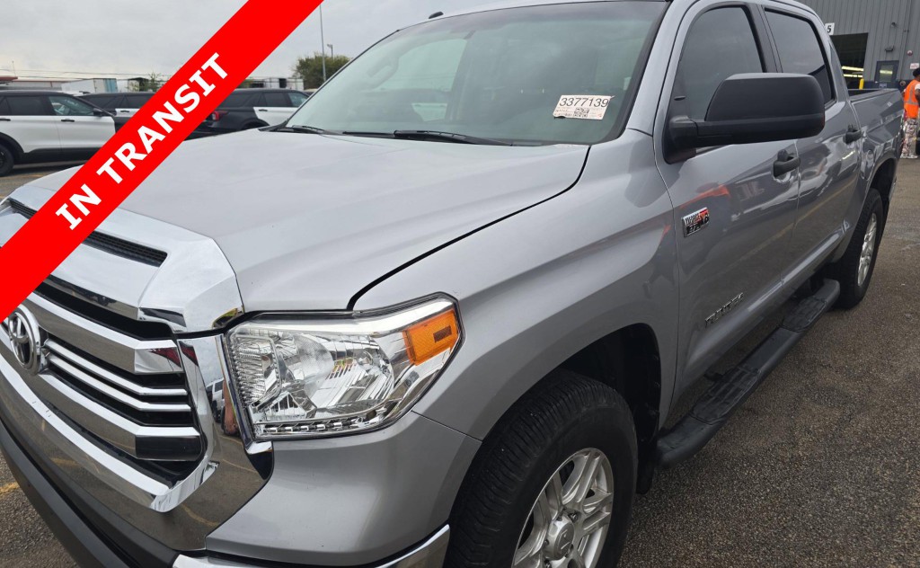 2017 Toyota Tundra Image 1