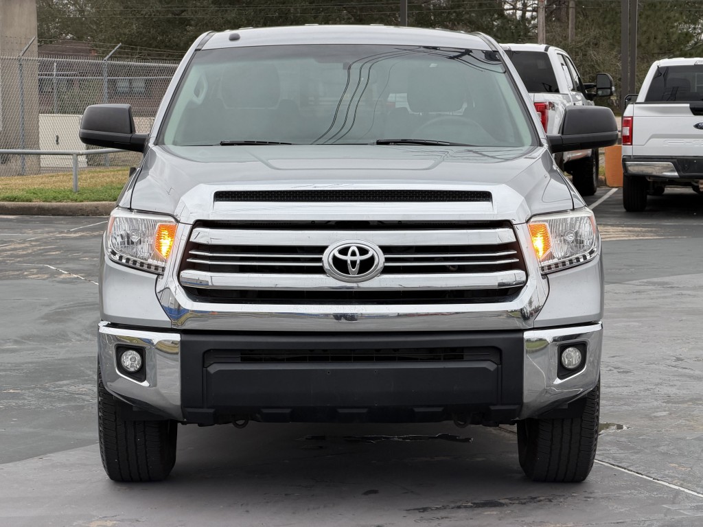 2017 Toyota Tundra Image 6