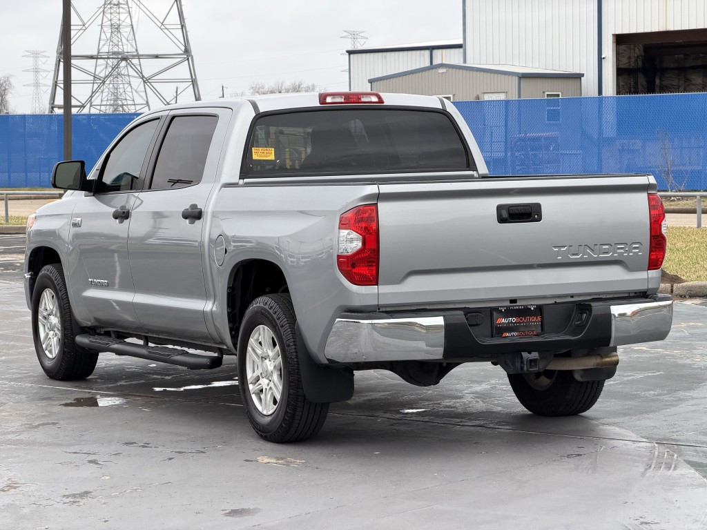 2017 Toyota Tundra Image 9
