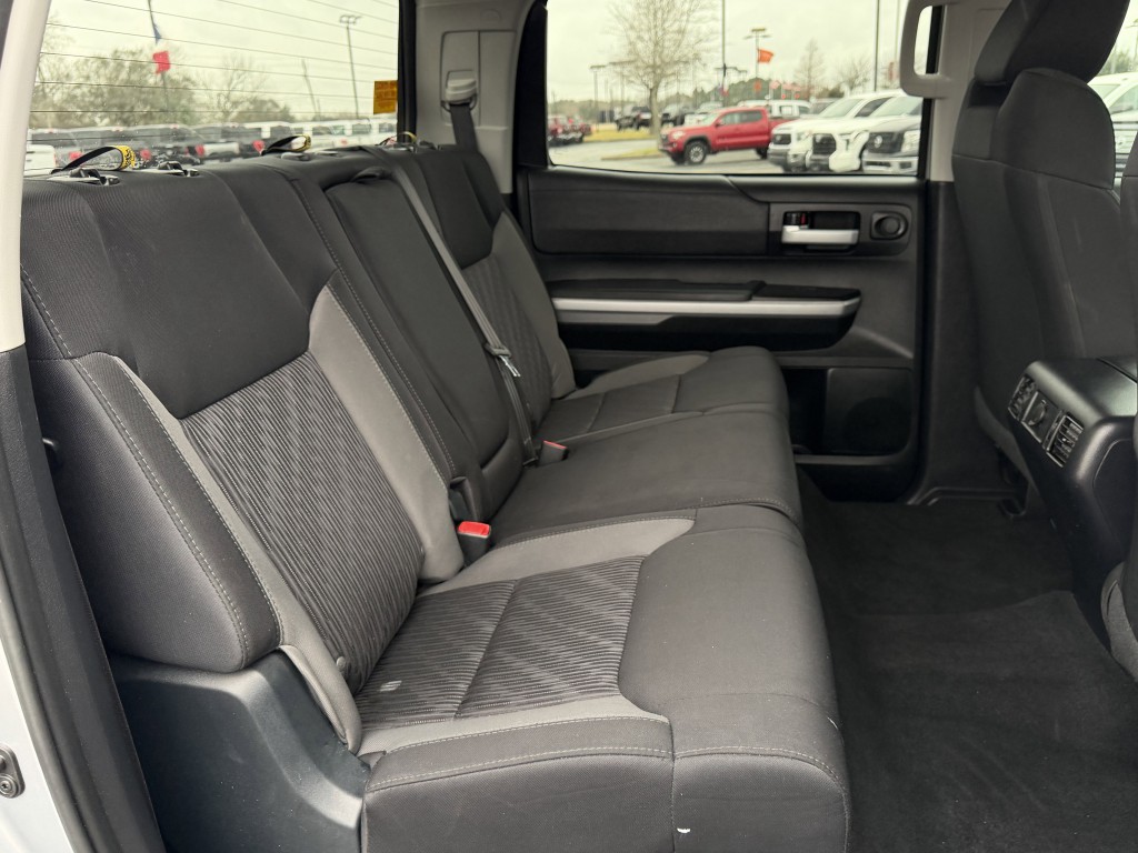 2017 Toyota Tundra Image 27