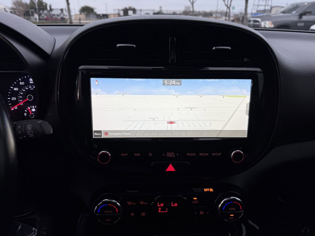 2022 Kia Soul Image 14