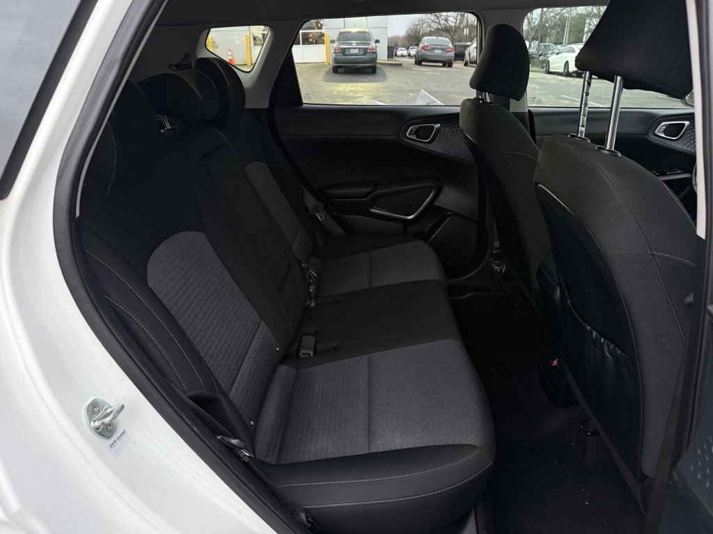 2022 Kia Soul Image 31