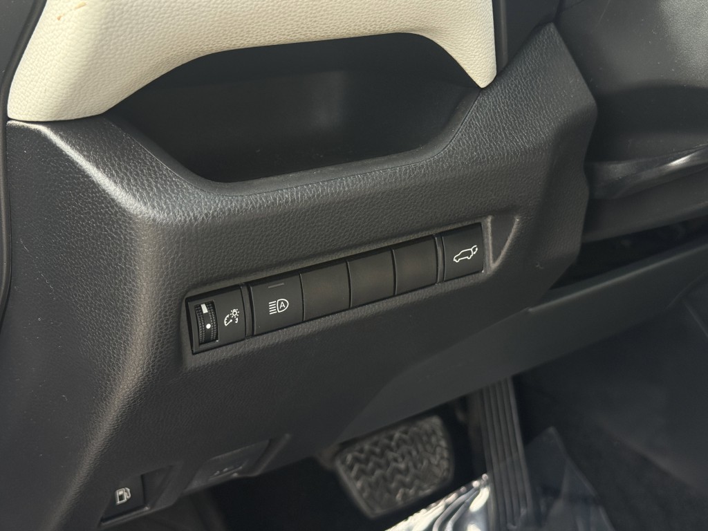 2021 Toyota Rav4 Image 25