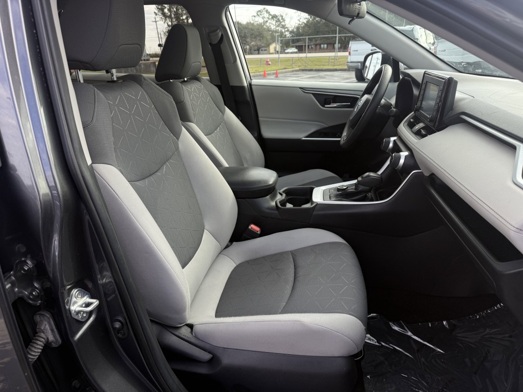 2021 Toyota Rav4 Image 28