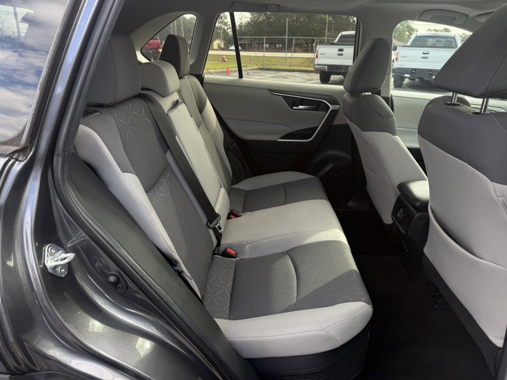 2021 Toyota Rav4 Image 31