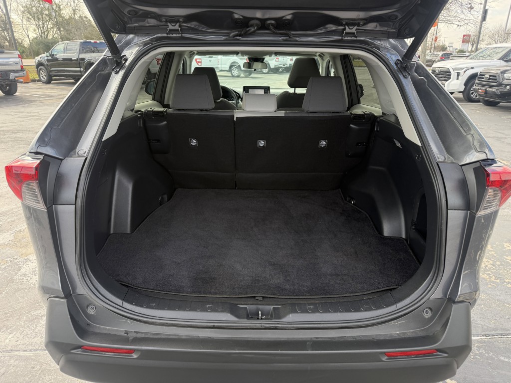 2021 Toyota Rav4 Image 32