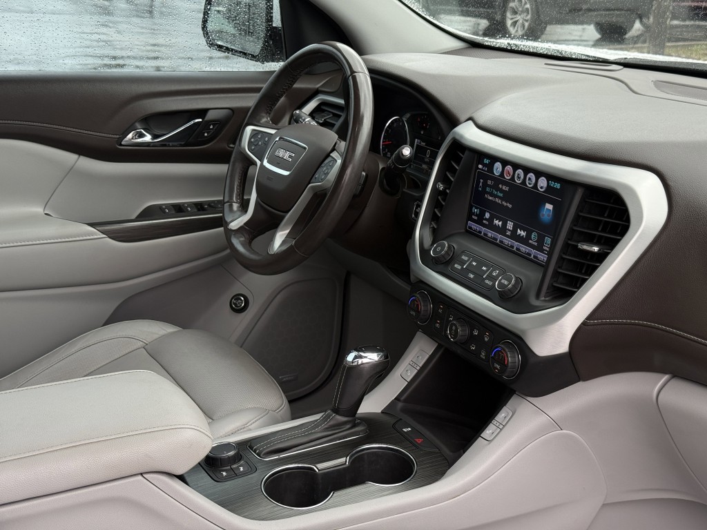 2019 GMC Acadia Image 13