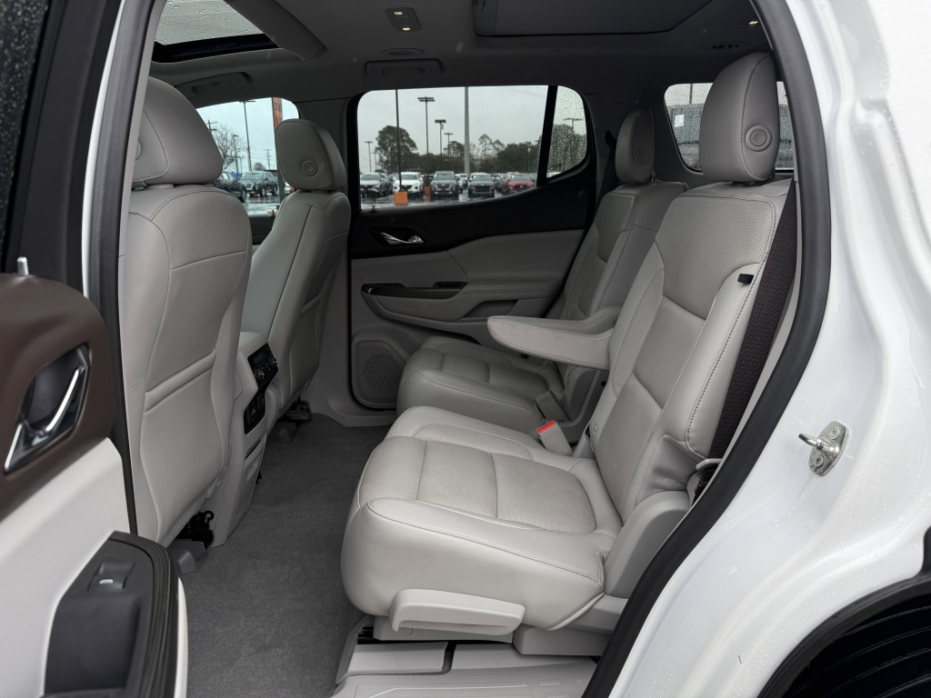 2019 GMC Acadia Image 32