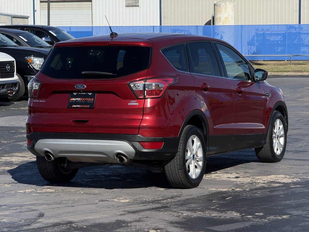 2017 Ford Escape Image 9