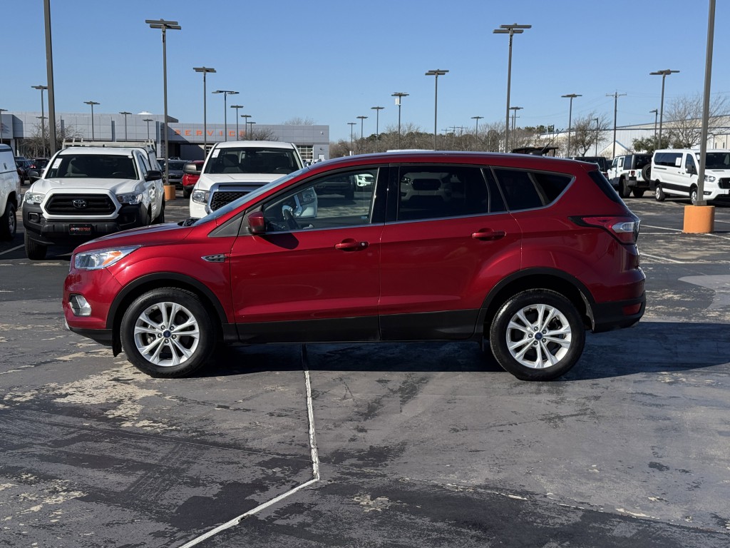 2017 Ford Escape Image 11
