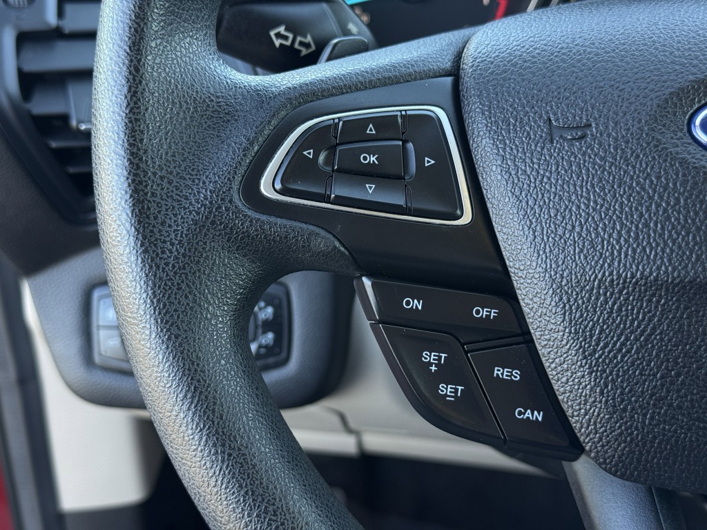 2017 Ford Escape Image 16