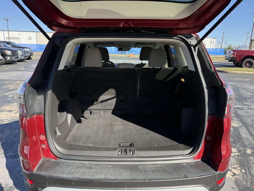 2017 Ford Escape Image 32