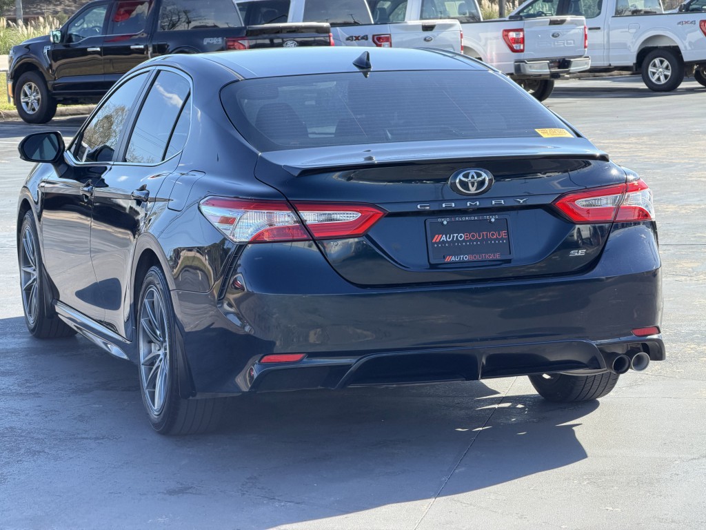 2020 Toyota Camry Image 9