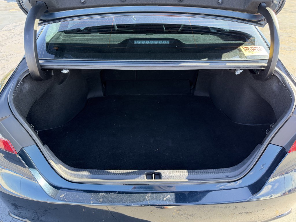 2020 Toyota Camry Image 26