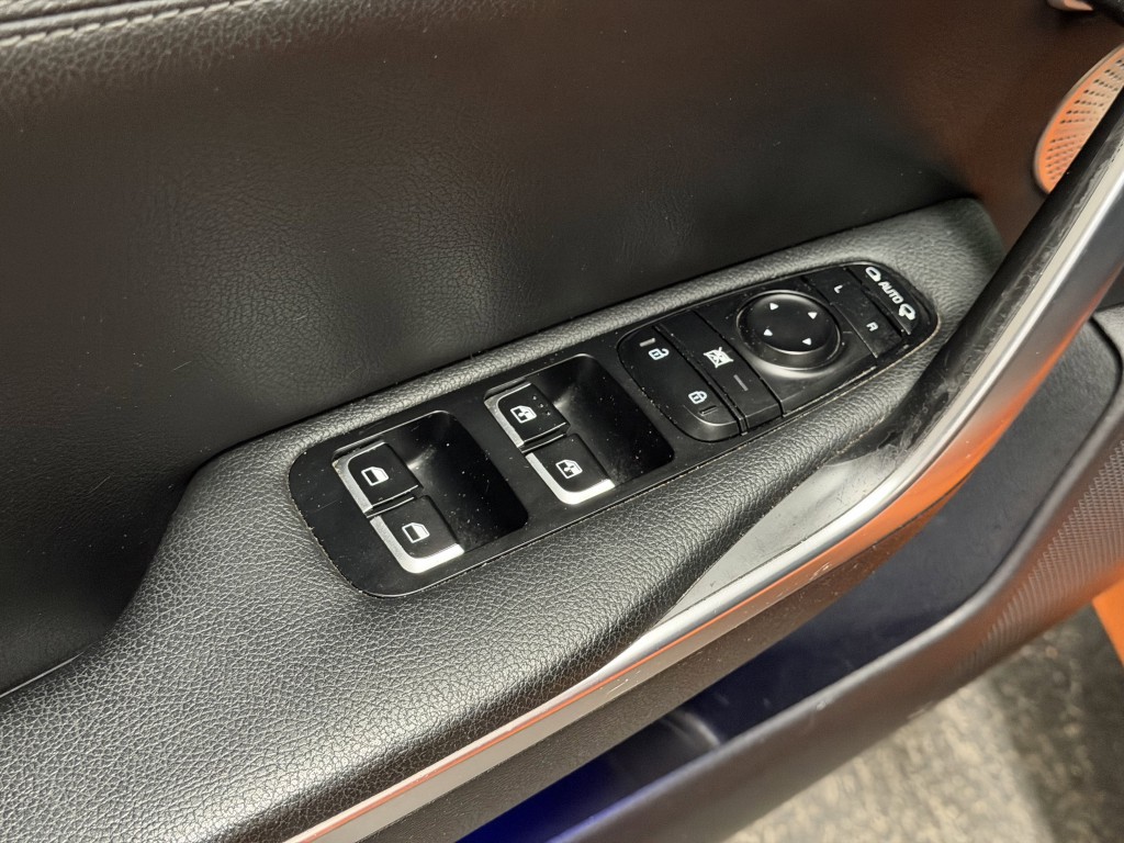 2019 Kia Stinger Image 25